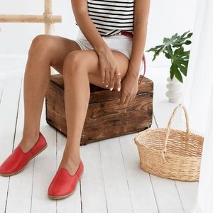 Charix NWT 9.5-10 handmade red leather shoes with memory foam insoles